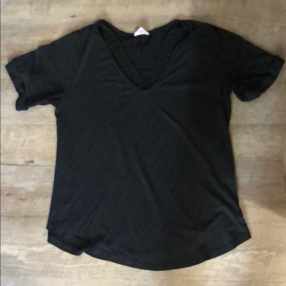 Black shirt with cutout in the front